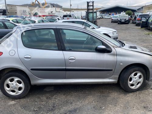 Tåkelys/Varsellys PEUGEOT 206 Hatchback (2A/C) 1.6 16V | BP25540811C37 
