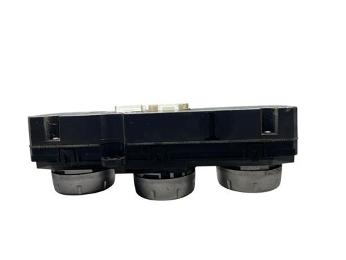 AC Styreenhet / Manøvreringsenhet MITSUBISHI L200 / TRITON (KA_T, KB_T) 2.5 DI-D 4WD (KB4T) | BP29842593I5