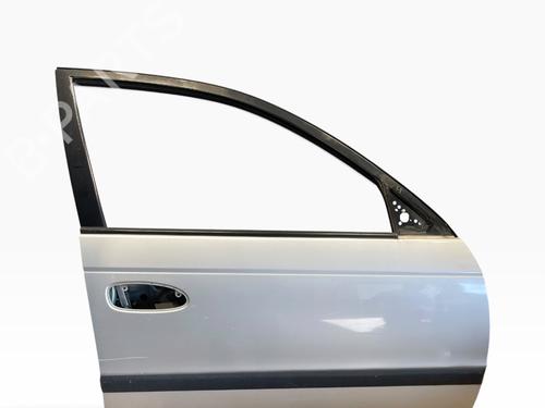 Used Right front door Right front door TOYOTA AVENSIS Liftback (_T22_) [1997-2003] 36011915 36011915