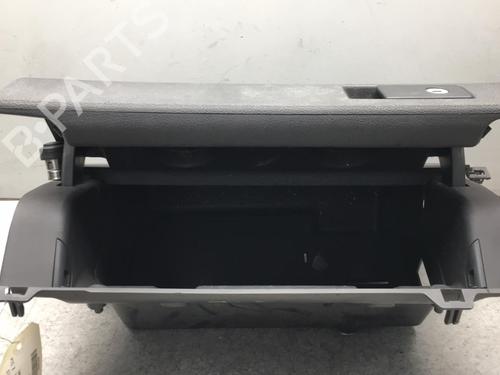 Used Glove box VW TOURAN (1T3) 2.0 TDI (140 hp) 25556459