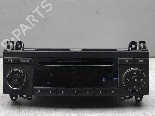 Radio MERCEDES-BENZ B-CLASS Sports Tourer (W245) B 180 CDI (245.207) | BP25526063E6 