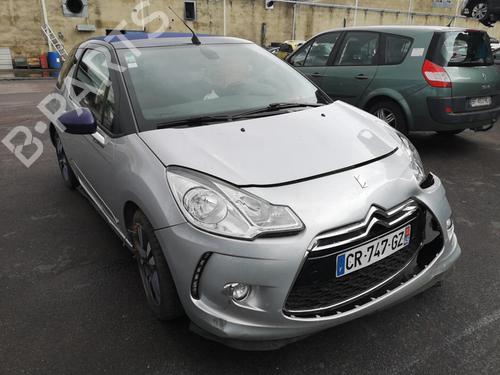 Switch CITROËN DS3 Convertible 1.6 HDi 90 | BP25585545I30  - Image 24