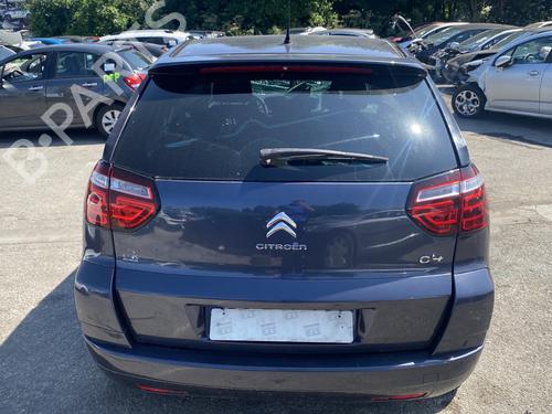 Fuse box CITROËN C4 Picasso I MPV (UD_) 1.6 HDi 110 | BP31355767E1