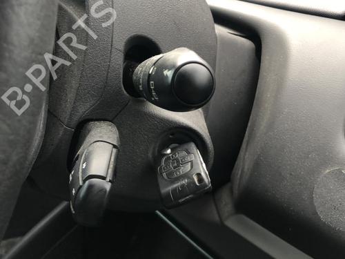 Front left seatbelt PEUGEOT 807 (EB_) 2.0 HDi | BP25514845I26  - Image 7