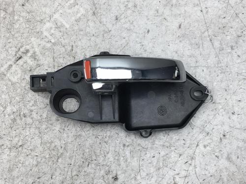 Front right interior door handle FIAT 500 (312_) 1.2 (312AXA1A) | BP25557913I14