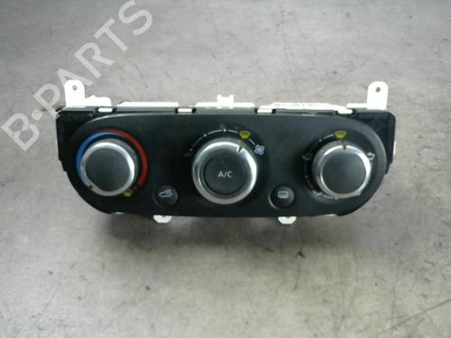climate-control-renault-clio-iv-bh_-2012-2013-2014-2015-2016-2017-2018-2019-2020-2021-25524025 main image