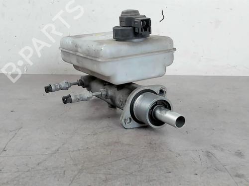 Used Brake master cylinder IVECO DAILY IV Van 35C13 V, 35C13 V/P, 35S13 V, 35S13 V/P (126 hp) 25560264