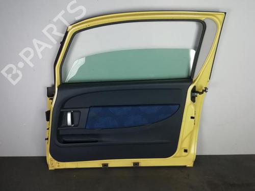 Used Right front door Right front door 25523982 25523982