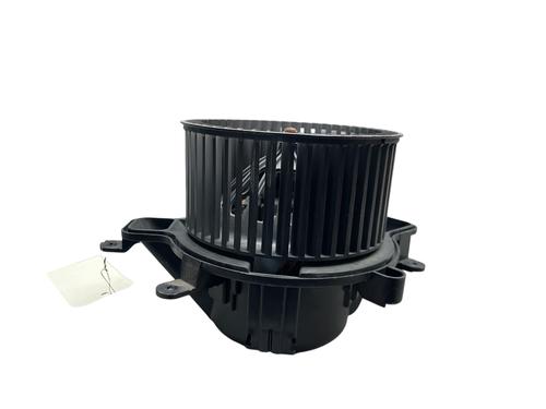 Used Heater blower motor Heater blower motor PEUGEOT 3008 I MPV (0U_) 2.0 HDi Hybrid4 (0URHCA) (200 hp) 28539417 28539417