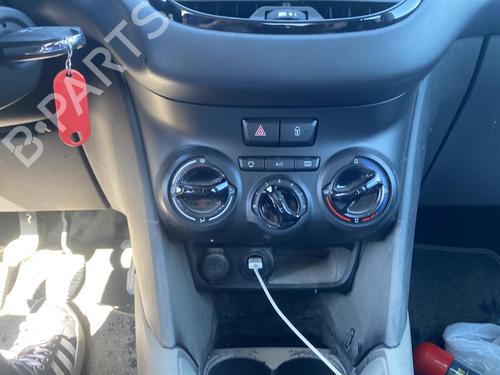 Instrument cluster PEUGEOT 208 I (CA_, CC_) 1.5 BlueHDI 100 | BP25555637C47 