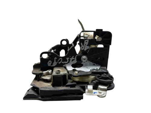 rear-right-lock-dacia-sandero-ii-2012-28322005 main image