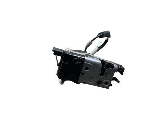 Rear right lock PEUGEOT 2008 I (CU_) 1.2 THP 110 / PureTech 110 | BP26173834C99