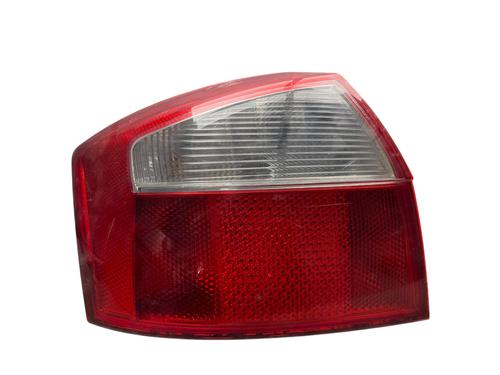 Venstre baglygte AUDI A4 B6 (8E2) 2.4 (170 hp) 30616590