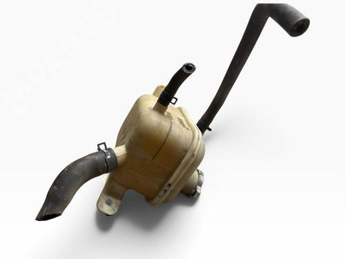 expansion-tank-kia-ceed-hatchback-ed-2006-2007-2008-2009-2010-2011-2012-39623554 main image