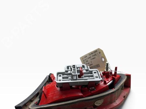 left-tailgate-light-audi-a4-b8-avant-8k5-2007-2008-2009-2010-2011-2012-2013-2014-2015-2016-2017-29861522 main image