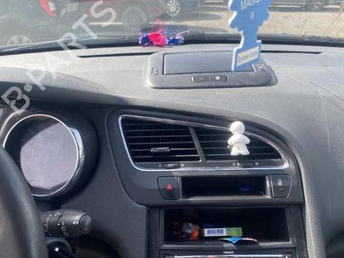 Left front window switch PEUGEOT 5008 (0U_, 0E_) 1.6 HDi | BP25572477I27 