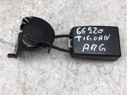 Used Seat buckle VW TIGUAN (5N_) 2.0 TDI (140 hp) 25556025