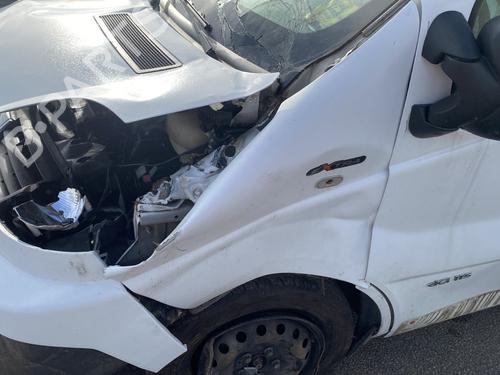 Left taillight RENAULT TRAFIC II Bus (JL) 2.0 dCi 90 (JL00, JL01, JL0H, JL0M, JL0P, JL0S) | BP30937305C34  - Image 19