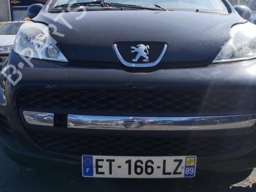 Right taillight PEUGEOT 107 (PM_, PN_) 1.0 | BP25523763C35 