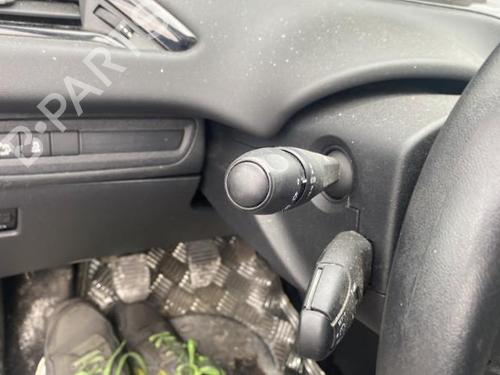 Seat buckle PEUGEOT 208 I (CA_, CC_) 1.4 HDi | BP25572537I32