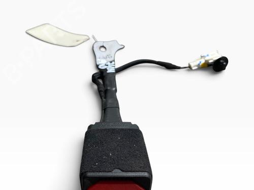 Used Seat buckle Seat buckle PEUGEOT 408 II (FP_, F3_, FM_) Hybrid 180 (F3DGXT) (181 hp) 26575695 26575695
