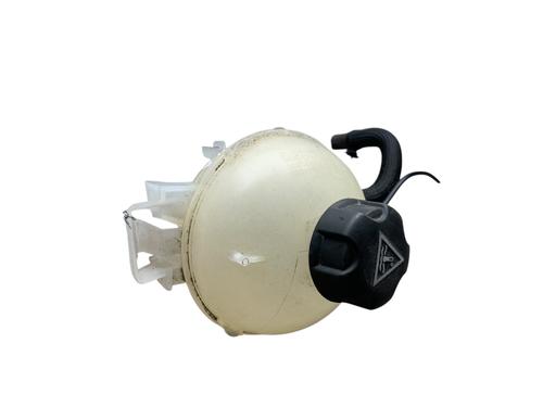 Used Expansion tank PEUGEOT 3008 II SUV (MC_, MR_, MJ_, M4_) 1.5 BlueHDi 130 (131 hp) 25545650