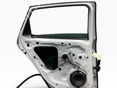 left-rear-door-seat-leon-5f1-2012-2013-2014-2015-2016-2017-2018-2019-2020-2021-36011931 main image