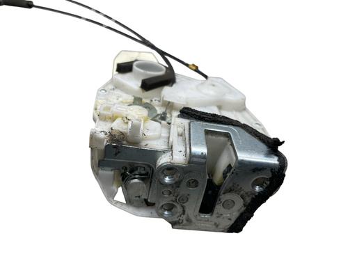 front-right-lock-suzuki-swift-iii-mz-ez-2005-25519553 main image