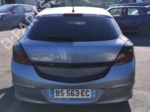 Forkjerm venstre OPEL ASTRA H GTC (A04) 1.9 CDTi (L08) | BP25579250C41 