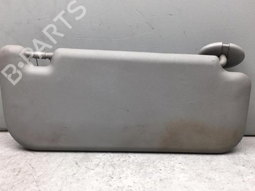 Zonneklep links TOYOTA YARIS (_P9_) 1.4 D-4D (NLP90_, NLP90R) (90 hp) 25584625