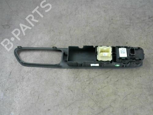 Used Left front window switch RENAULT CLIO IV (BH_) 1.5 dCi 90 (90 hp) 25579094
