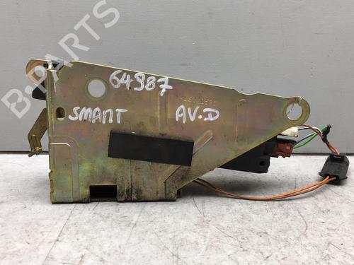 Front right lock SMART FORTWO Coupe (450) 0.7 (450.352, 450.332) | BP25538952C97 