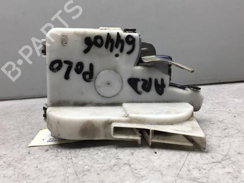 Rear right lock VW POLO III (6N1) 64 1.9 D | BP25578622C99 