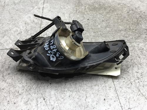 Used Left front fog light OPEL INSIGNIA A (G09) 2.0 CDTI (68) (131 hp) 25510569