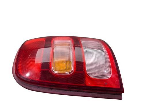 Used Right taillight NISSAN MICRA II (K11) 1.4 i 16V (AK11) (82 hp) 28576827
