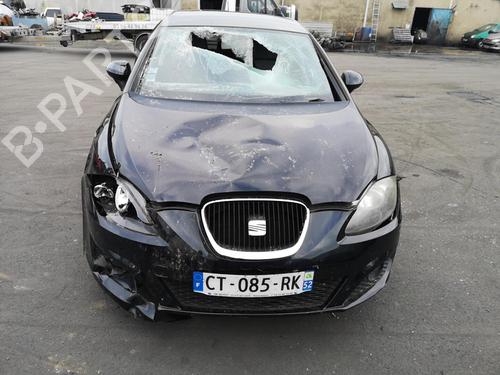Right tailgate light SEAT LEON (1P1) 1.6 TDI | BP25525112C80 