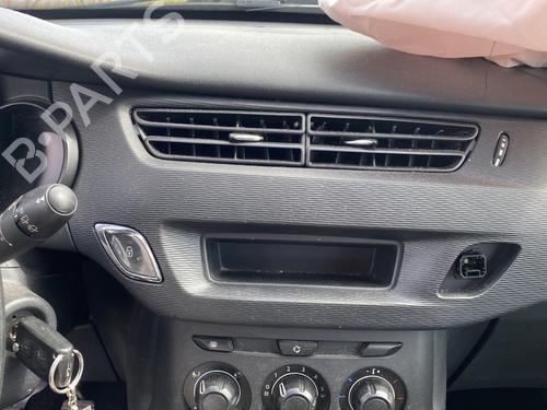 Left sun visor CITROËN C3 II (SC_) 1.4 HDi 70 (SC8HZC, SC8HR0, SC8HP4) | BP28201334I1 - Image 10