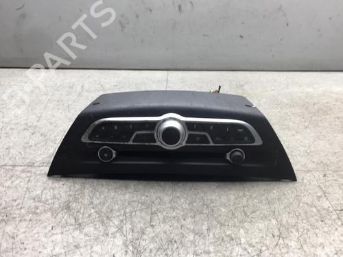 Used Radio RENAULT LAGUNA III (BT0/1) 1.5 dCi (BT00, BT0A, BT0T, BT1J) (110 hp) 25525142