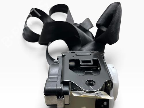 rear-right-seatbelt-audi-q3-8ub-8ug-2011-2012-2013-2014-2015-2016-2017-2018-2019-2020-30817675 main image