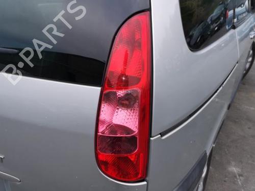 Right daytime light PEUGEOT 807 (EB_) 2.2 HDi | BP25510258C103 - Image 26
