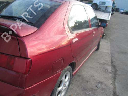 Brugte ALFA ROMEO 146 (930_) 1.9 JTD (930.B4B) 2503851