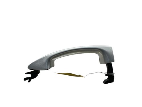 Used Front right exterior door handle FORD FIESTA VI (CB1, CCN) 1.5 TDCi (75 hp) 25585149