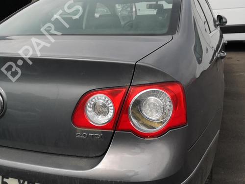 Left tailgate light VW PASSAT B6 (3C2) 2.0 TDI 16V | BP25556471C79 - Image 4