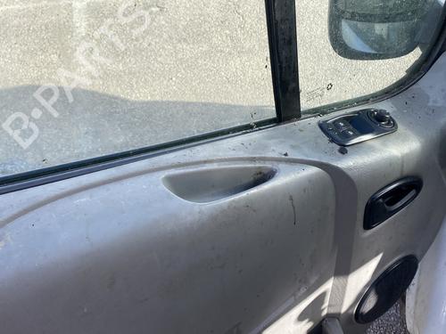 Left taillight RENAULT TRAFIC II Bus (JL) 2.0 dCi 90 (JL00, JL01, JL0H, JL0M, JL0P, JL0S) | BP30937305C34  - Image 23