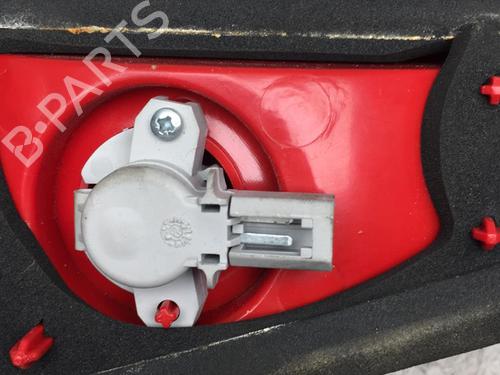 Achterlicht kofferdeksel achterklep links ALFA ROMEO 147 (937_) 1.9 JTDM 8V (937.AXD1A, 937.AXU1A, 937.BXU1A) (120 hp) 25517520