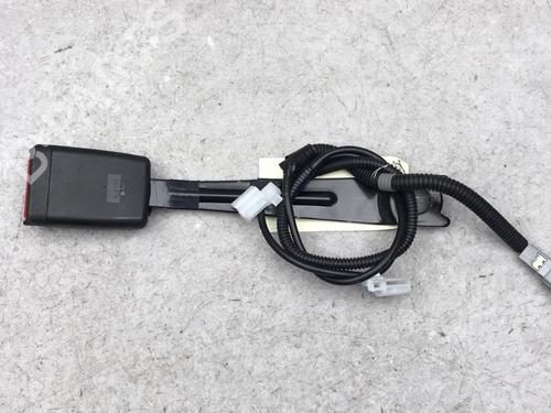 seat-buckle-toyota-auris-_e15_-2006-2007-2008-2009-2010-2011-2012-2013-25534039 main image