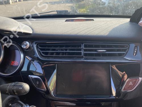 Left taillight CITROËN DS3 (SA_) 1.6 HDi 110 | BP26140028C34  - Image 9