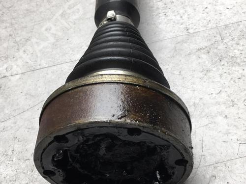 Used Right front driveshaft Right front driveshaft VW POLO V (6R1, 6C1) 1.2 TDI (75 hp) 25581300 25581300
