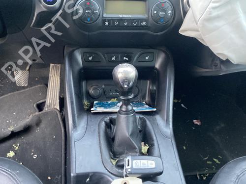 Right front window switch HYUNDAI ix35 (LM, EL, ELH) 2.0 CRDi | BP30648553I26  - Image 20