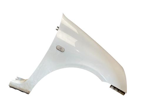 Used Right front fenders Right front fenders RENAULT CLIO II (BB_, CB_) 1.5 dCi (B/C2J) (68 hp) 33048167 33048167